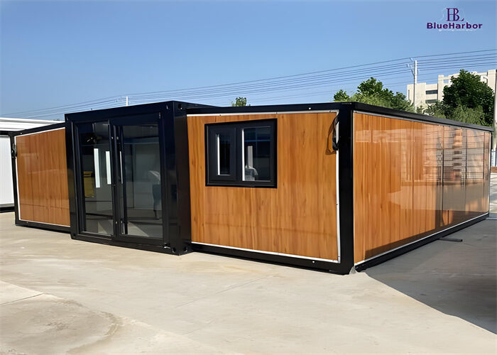 Mobile Prefabricated House Equipped With Kitchen Suitable For Mobile Clinics And 5.68*2.68*2.48 Meter Inner Size