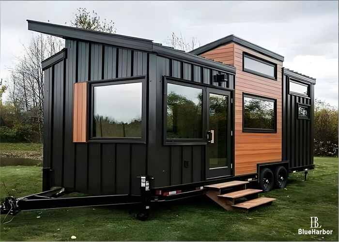 Trailer Mobile Prefab Home with Bathroom and Bedroom, Windproof Waterproof Earthquake-resistant, 5.68*2.68*2.48 Meter Inner Size